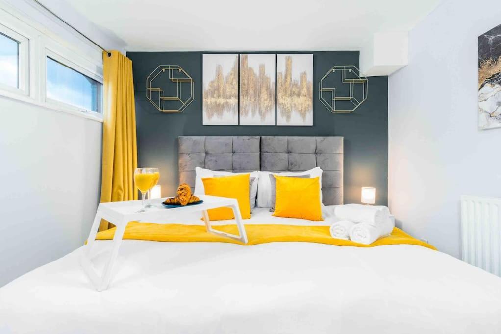 ✪Central✪6Bed✪ Parking✪Pool Table✪Private Patio ✪ Birmingham Exterior foto